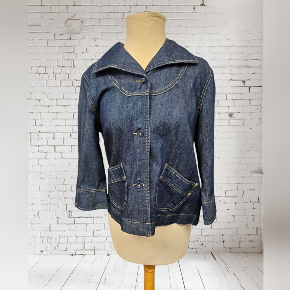NWOT Koret City Blues Denim Jacket with Contrast Stitching Bell Petite